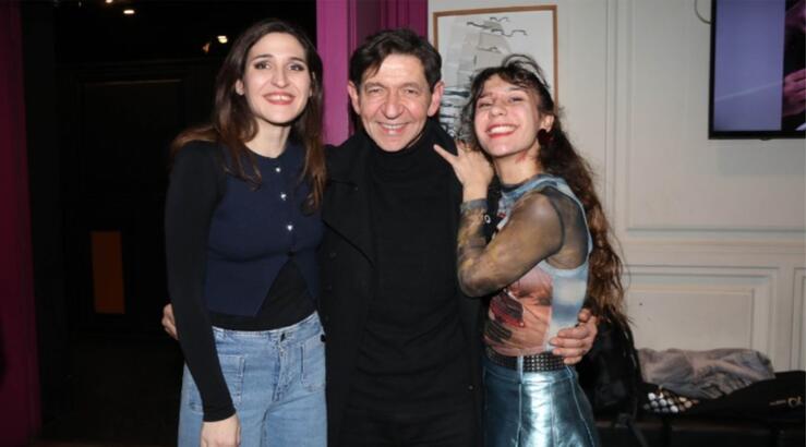 Γεράσιμος Σκιαδαρέσης για τις κόρες του: "Είμαι «γκρούπι», πηγαίνω συνέχεια στις συναυλίες τους"