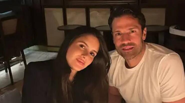 Κωνσταντίνος Αργυρός - Αλεξάνδρα Νίκα: Βραδινή έξοδος λίγο πριν υποδεχτούν την κόρη τους [εικόνα]