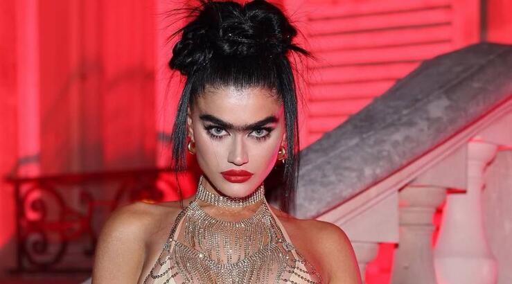 Σοφία Χατζηπαντελή: Η εμφάνιση στο Λονδίνο με δημιουργία Κύπριας σχεδιάστριας