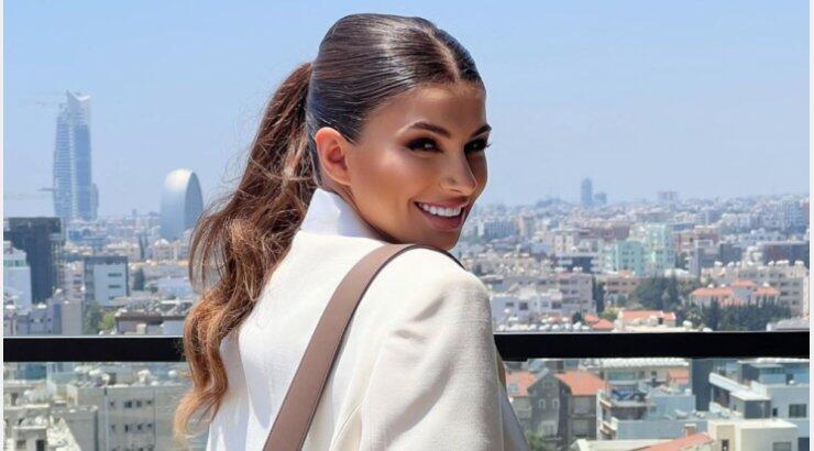 Κριστίν Παναγή: Για σκι στο Κουρσεβέλ με εντυπωσιακό Louis Vuitton jacket