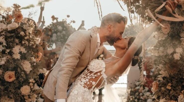 Έλενα Παπαπαναγιώτου: Παντρεύτηκε τον εκλεκτό της καρδιάς της! [εικόνες]