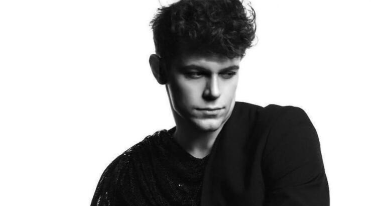 Τheo Evan: Μάθαμε την έκπληξη που θα παρουσιάσει στoν ελληνικό τελικό της Eurovision