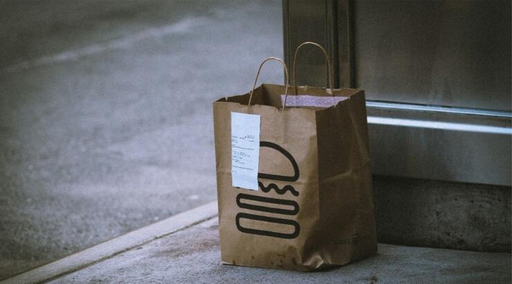 5 λάθη που κάνεις όταν παραγγέλνεις φαγητό απ’ έξω