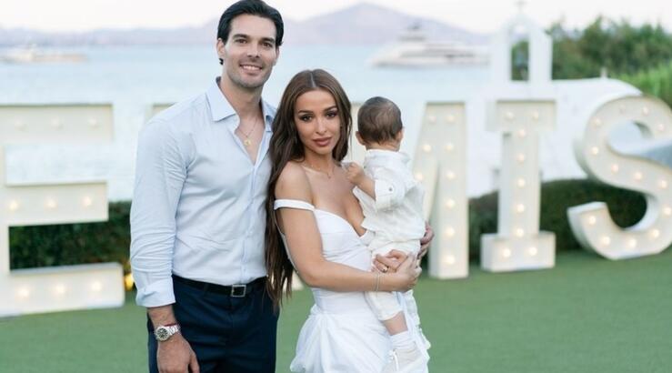 Φουρέιρα για τον γιο της: «Έχει πολλή ενέργεια...Το βράδυ μας γλεντάει με τον μπαμπά του»