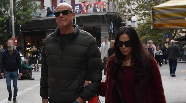 Ελπίδα Ιακωβίδου - Τζώνη Καλημέρης: Τα τρυφερά στιγμιότυπα στο Κολωνάκι κάνοντας ψώνια