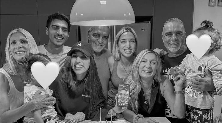 Ανδρεάνα & Θέλξια – Βαλέρια Φραγκούδη: Γιόρτασαν τα γενέθλια των δίδυμων μπαμπάδων τους [εικόνες]