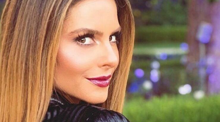 Η Μαρία Μενούνος έγινε κοκκινομάλλα! [εικόνες]