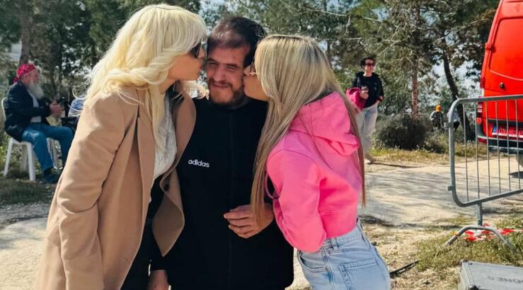 Άντρη & Ειρήνη Καραντώνη: Η συγκινητική ανάρτηση για τα γενέθλια του αδερφού τους [εικόνα]