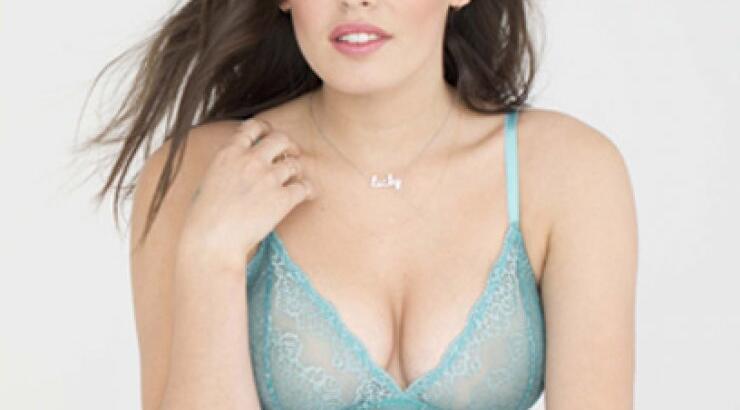 H Αtlanta De Cadenet είναι το νέο πρόσωπο της Tezenis