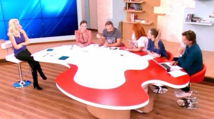 Οι συνεργάτες της Ελένης «πρωταγωνιστούν» στις Οικογενειακές Ιστορίες [βίντεο]