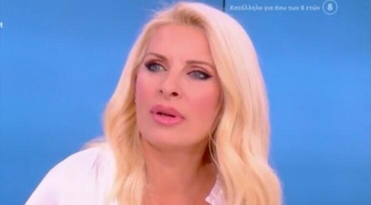 Eλένη Μενεγάκη: Η επίθεση από συνεργάτη της επειδή φόρεσαν τυχαία ίδια ρούχα