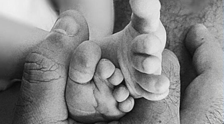 Βaby Boom για γνωστή Ελληνίδα: Έγινε μαμά και το ανακοίνωσε μετά από 3 εβδομάδες! [εικόνα]