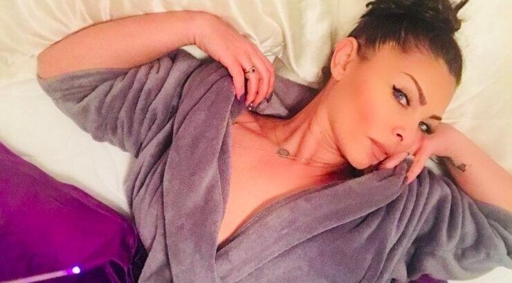 Έλια Ιωάννίδου: Είναι έγκυος και το κράτησε κρυφό! Οι πρώτες φωτογραφίες με φουσκωμένη κοιλιά