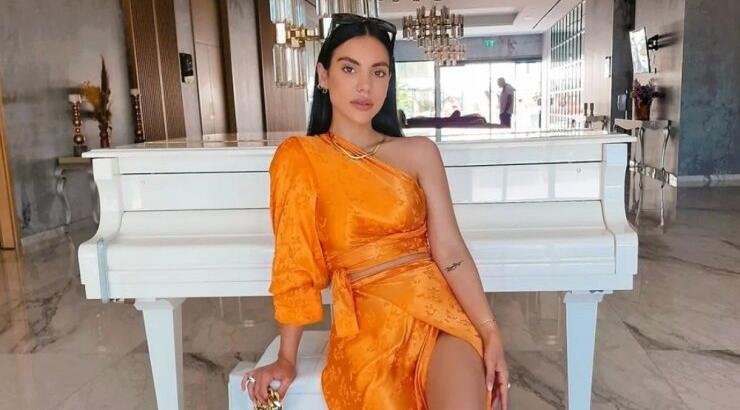 Στέφανη Σόλωνος: Σου δείχνει τον τρόπο να κάνεις το ponytail σου να ξεχωρίζει