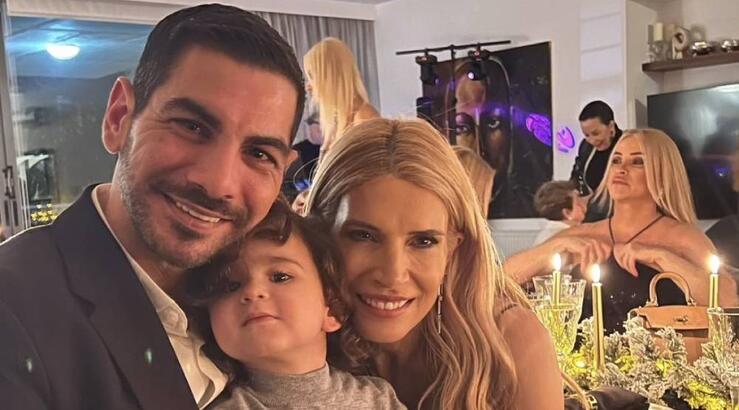 Σταύρος – Έλενα: Μας έδειξαν πώς υποδέχθηκαν το νέο έτος αγκαλιά με τον γιο τους [βίντεο]