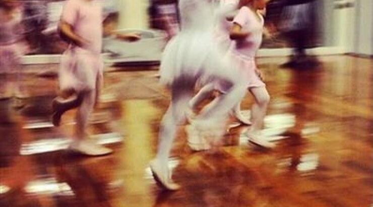 Η Ελληνίδα ηθοποιός καμαρώνει τη μπαλαρίνα κόρη της  