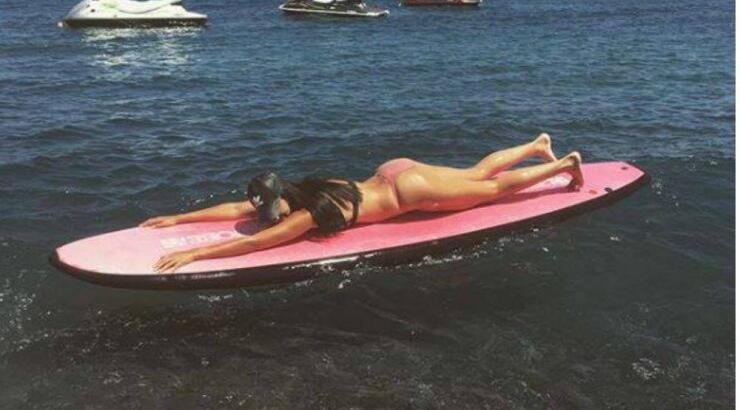 Επώνυμη Ελληνίδα παντρεύεται και είδαμε την αγγελία του γάμου της!