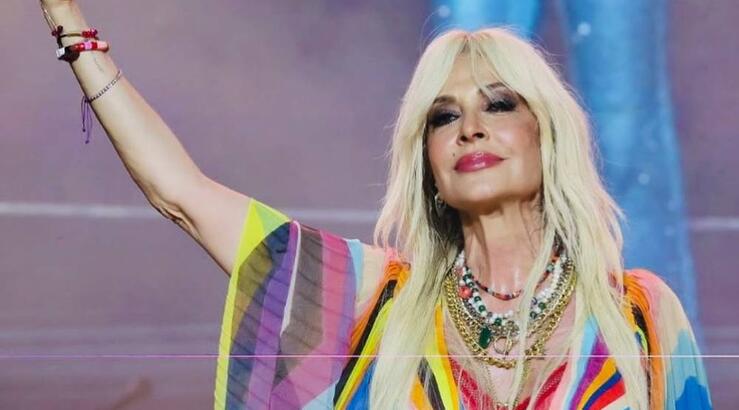 Άννα Βίσση: «Χαίρομαι που όλοι ρωτάνε τι έχω κάνει στο πρόσωπό μου, γιατί εγώ δεν έχω κάνει τίποτα»