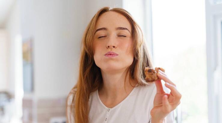 Διατροφικές στρατηγικές για να αισθάνεσαι χορτάτος/η με λιγότερες θερμίδες