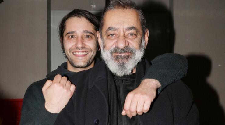 Καφετζόπουλος: Ο γιος του τον τρολάρει μετά τη σύλληψη για οπλοκατοχή - "Έτσι εξηγούνται πολλά" [εικόνα]