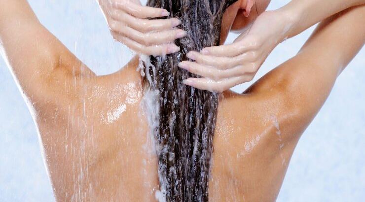 4 βιταμίνες για υγιή και δυνατά μαλλιά 