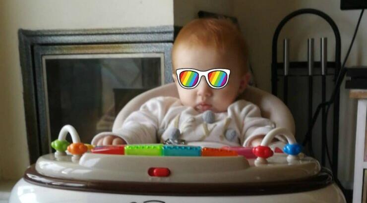 Λιώσαμε με την εικόνα της κορούλας επώνυμου ζευγαριού της Κύπρου 