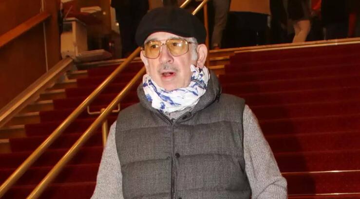 Σοκάρει με την περιγραφή της η καταγγέλλουσα για τον Πέτρο Φιλιππίδη: «Ακούμπησε το μόριο του στο γυμνό κομμάτι του σώματος μου» 