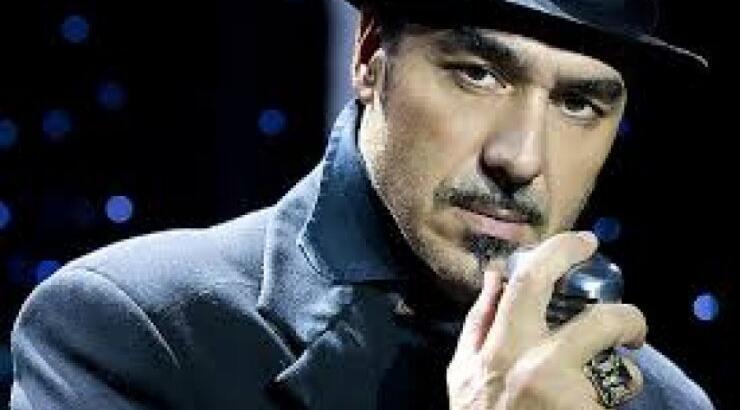 Νότης Σφακιανάκης: "Επιβάλλεται να στηρίξετε την Χρυσή Αυγή"