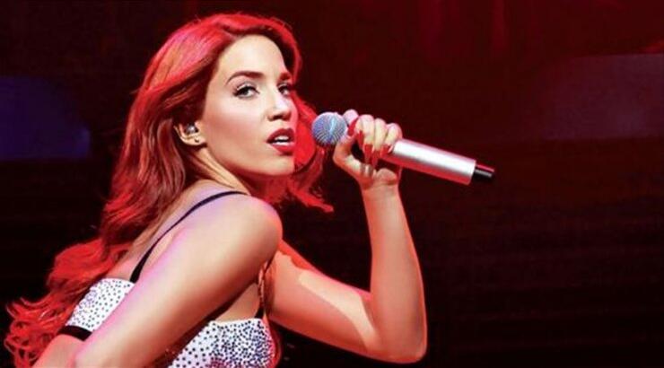 Γυμνή στο ντους η Κατερίνα Στικούδη [εικόνα]