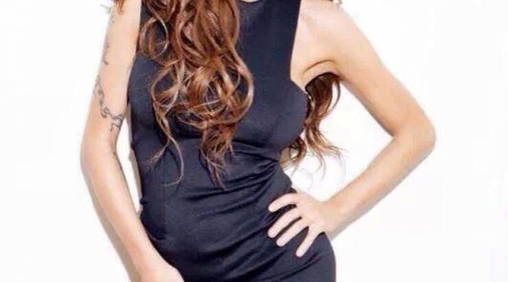 Ποια γνωστή τραγουδίστρια έριξε "πόρτα" συνεργασίας στην Πάολα [εικόνα]