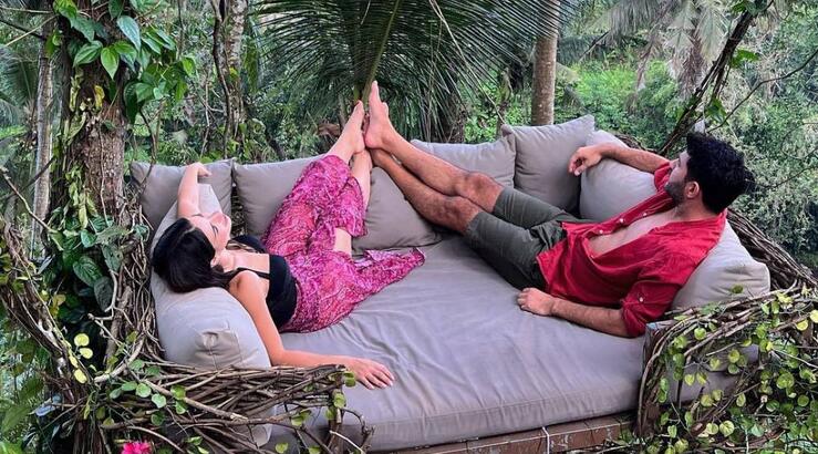 Ζευγάρι ηθοποιών του νησιού έγιναν γονείς για πρώτη φορά