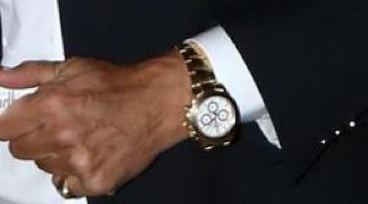 Πώς ξέρει ευκατάστατος celebrity έλληνας ότι ο κόσμος πεινάει; "Ξέρω από πείνα. Έχω κάνει δίαιτα"