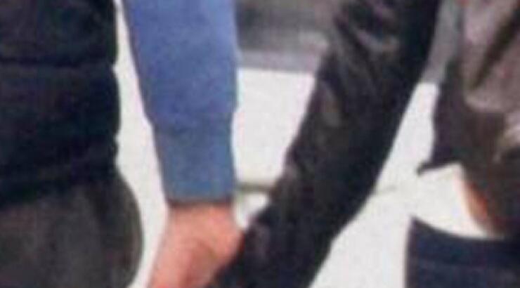 Επώνυμος Κύπριος στη Θεσσαλονίκη χεράκι – χεράκι με την σύντροφό του