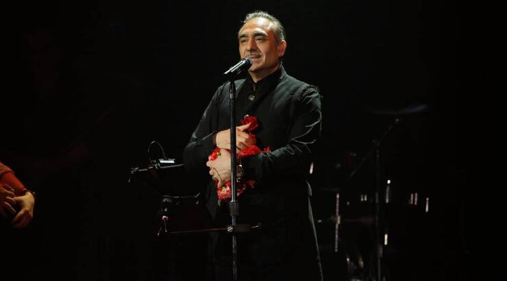 Ο λόγος που ο Νότης Σφακιανάκης θα απουσιάζει από την κηδεία της αδερφής του
