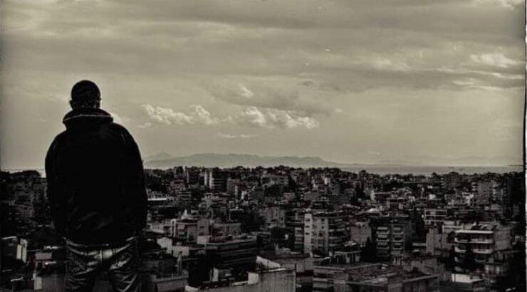 Συγκλονισμός: Νεκρός σε τροχαίο γνωστός Έλληνας ράπερ! Τον παρέσυρε οδηγός και εξαφανίστηκε [εικόνα]