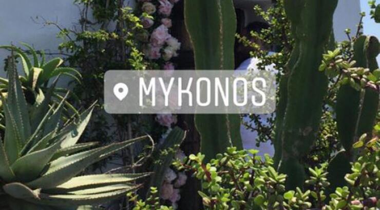 Βάφτιση στην Μύκονο για την κόρη της... 