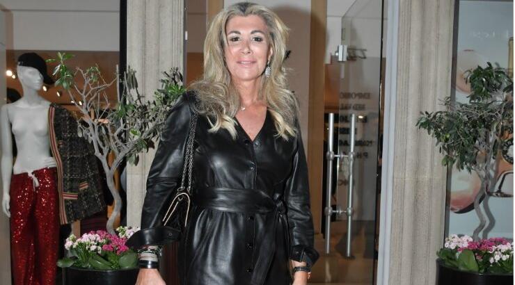 Τερέζα Ηλιάδη: Το total leather look της ταιριάζει