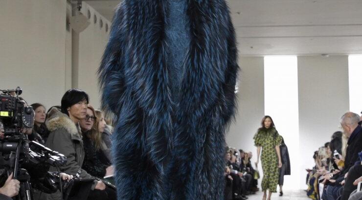 Michael Kors: Το εντυπωσιακό show στο NYFW και  το frond row [Εικόνες]