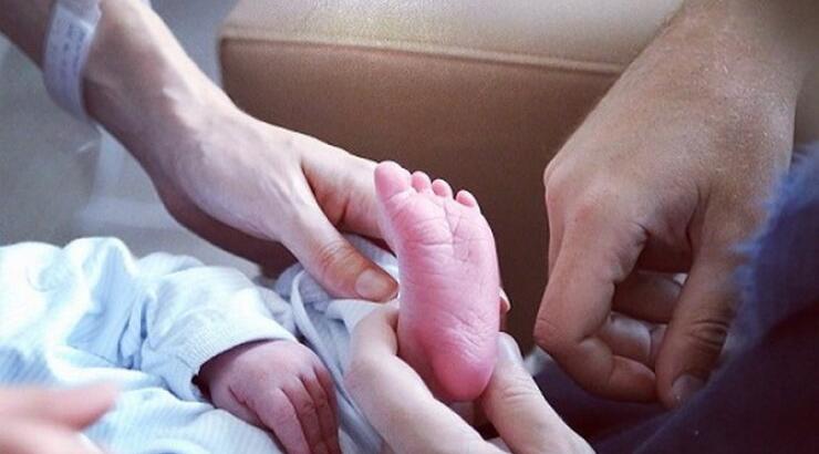 Το 32χρονο μοντέλο έγινε για τέταρτη φορά μανούλα!