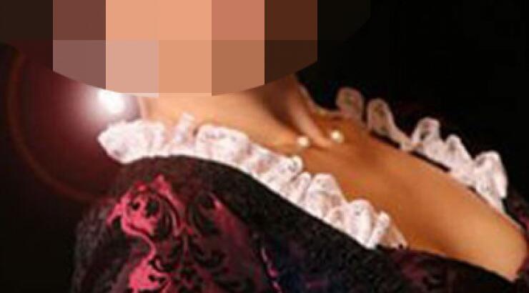 Βρέθηκε νεκρή στο σπίτι της γνωστή τραγουδίστρια!