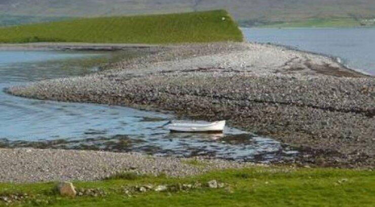 Πωλείται το νησί του Lenon