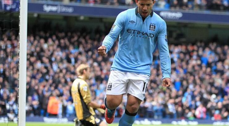 Mε ροζ πουά παπούτσια θα αγωνιστεί διάσημος ποδοσφαιριστής 