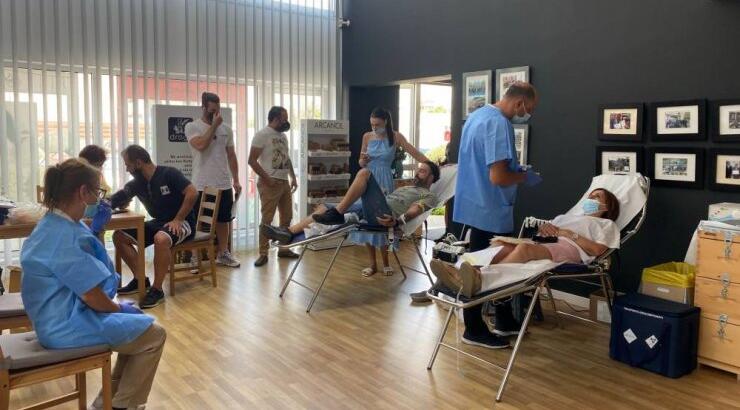 Εθελοντική αιμοδοσία από την εταιρία "Δρογοφάρμα Υγεία & Ομορφιά"