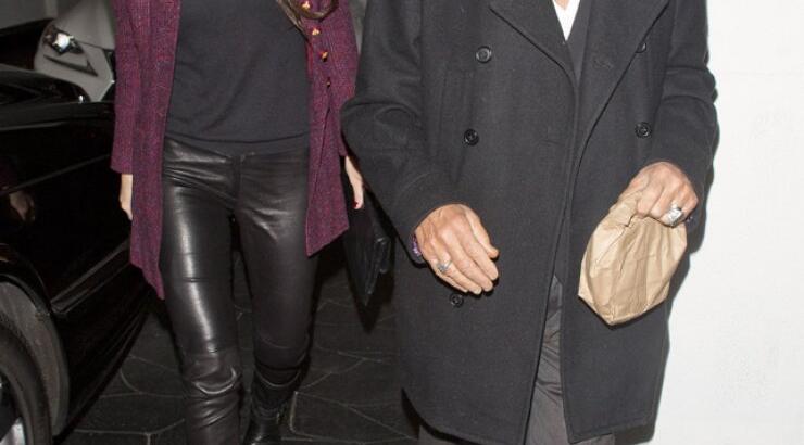 Δείτε τη πανέμορφη νεαρή σύντροφο του Al Pacino