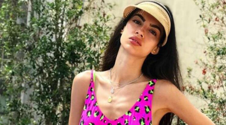 Άντρεα Κυριάκου: Μας δείχνει τις ραγάδες και την κυτταρίτιδά της! [εικόνα]