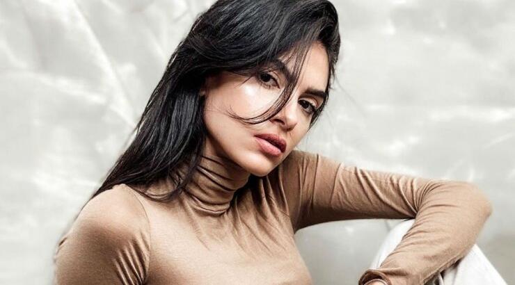 Άντρεα Κυριάκου: Το μυστικό της για χοντρό φρύδι που τονίζει το βλέμμα! 