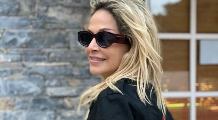 Άννα Βίσση: Έφτιαξε μελομακάρονα και δέχθηκε κριτική από τη μητέρα της [εικόνες & βίντεο]
