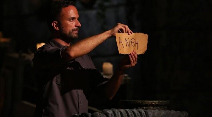 "Survivor": Το πέναλτι στην κόκκινη ομάδα λόγω της Ανθής Σαλαγκούδη [βίντεο]