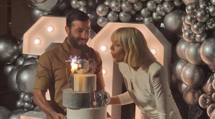 Άντρη Καραντώνη: Έγινε 30 και το γιόρτασε με ένα πάρτι υπερπαραγωγή! [εικόνες & βίντεο]