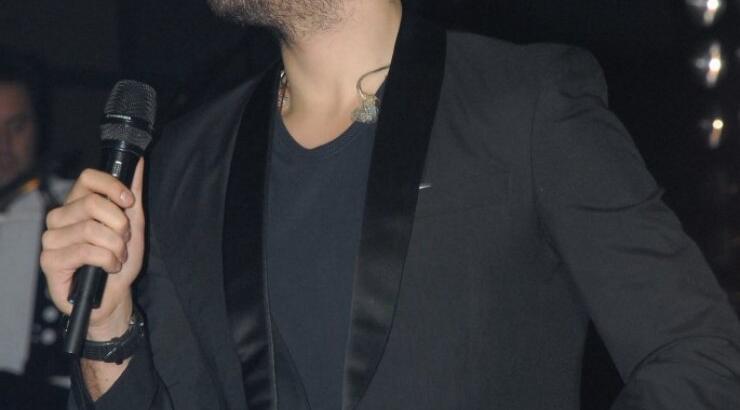 Κωνσταντίνος Αργυρός: Με νέο look αποχαιρέτησε το κοινό